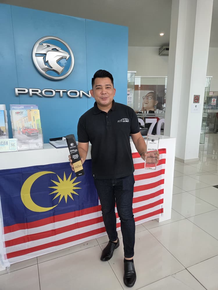 Fuad Proton — Top Salesman Proton Regal PJ